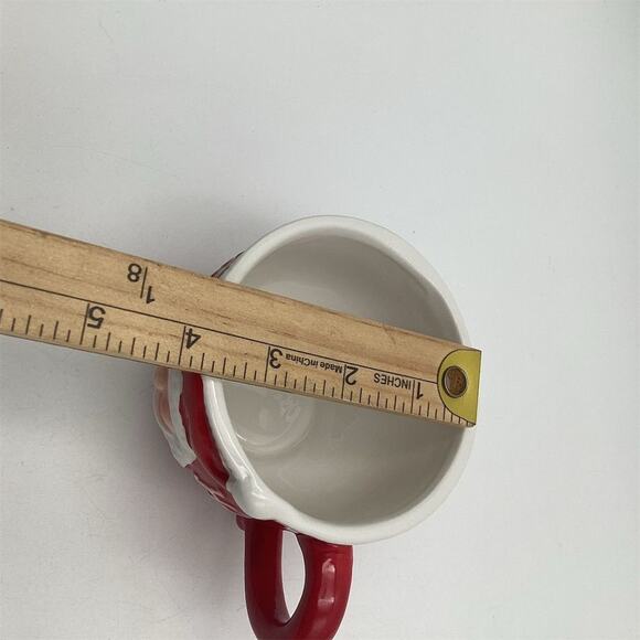 Santa Ceramic Mug Red Christmas Holiday Theme - Picture 9 of 9